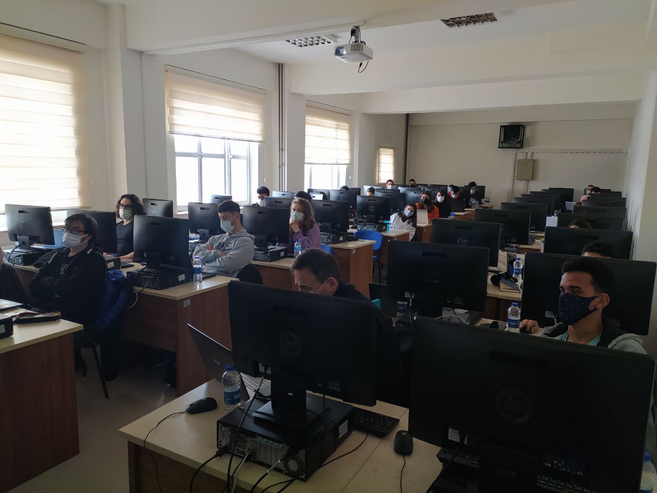 Zararlı Yazılım ve Tersine Mühendislik Eğitimi Bartın Üniversitesinde Başladı görseli